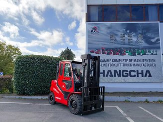Chariot élévateur frontal 4 roues Hangcha XF50D-2 (CPCD50-X2XH8F) - 1