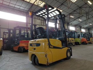 Chariot élévateur frontal 3 roues Yale ERP15VTSWB - 2