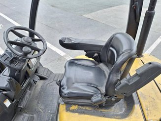 Chariot élévateur frontal 4 roues Yale GDP20VX