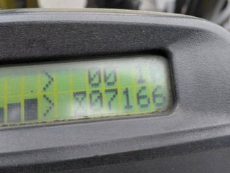 Chariot élévateur frontal 4 roues Yale GDP20VX - 10