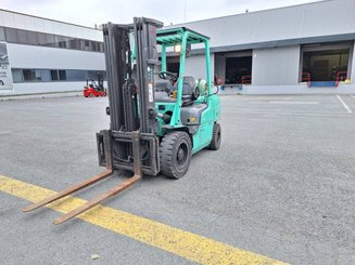 Chariot élévateur frontal 4 roues Mitsubishi FG30N