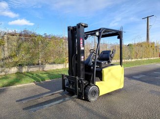 Chariot élévateur frontal 3 roues Hyster  J16XNTLWB