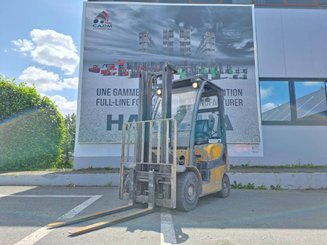 Chariot élévateur frontal 4 roues Yale GDP18VX