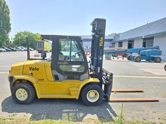 Chariot élévateur frontal 4 roues Yale GDP80VX