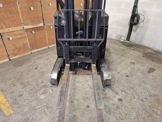 Chariot à mât rétractable Crown ESR 5260-14 OPT 2