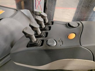 Chariot à mât rétractable Crown ESR 5260