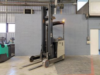 Chariot à mât rétractable Crown ESR 5260