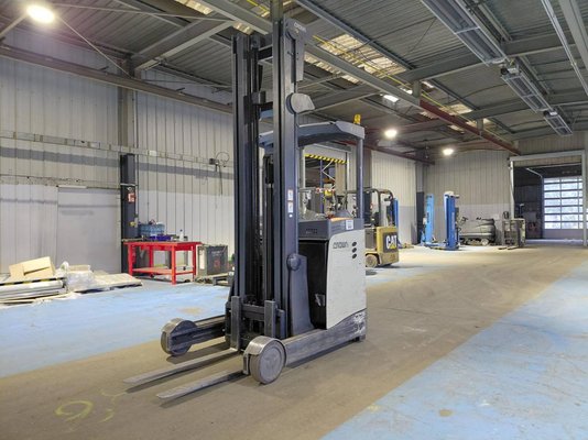 Chariot à mât rétractable Crown ESR 5260 - 1