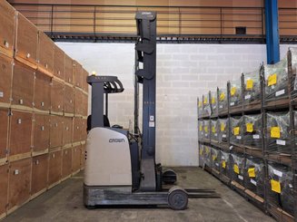 Chariot à mât rétractable Crown ESR 5260