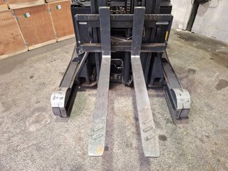 Chariot à mât rétractable Crown ESR 5260