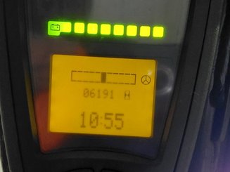 Chariot élévateur frontal 4 roues Fenwick E16P - 8