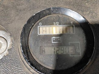 Gerbeur accompagnant STILL EGV14