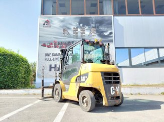 Chariot élévateur frontal 4 roues Caterpillar DP40N - 3