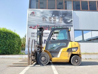 Chariot élévateur frontal 4 roues Caterpillar DP40N - 2