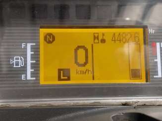 Chariot élévateur frontal 4 roues Caterpillar GP40NTD