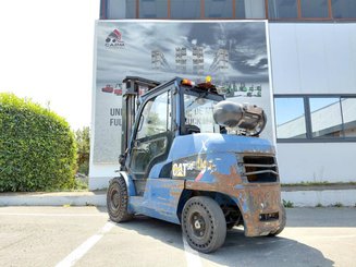 Chariot élévateur frontal 4 roues Caterpillar GP50NTD - 2