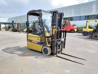 Chariot élévateur frontal 3 roues Caterpillar EP16KT - 1