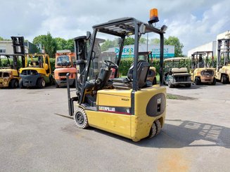 Chariot élévateur frontal 3 roues Caterpillar EP16KT - 3
