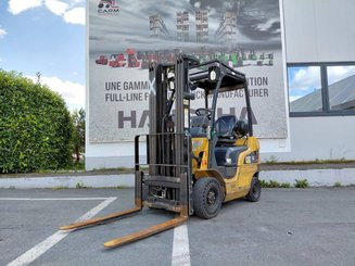 Chariot élévateur frontal 4 roues Caterpillar GP18N