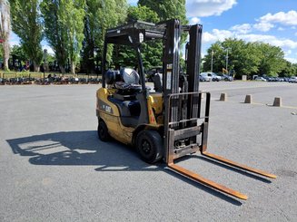 Chariot élévateur frontal 4 roues Caterpillar GP18N