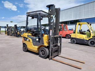 Chariot élévateur frontal 4 roues Caterpillar GP18NTD