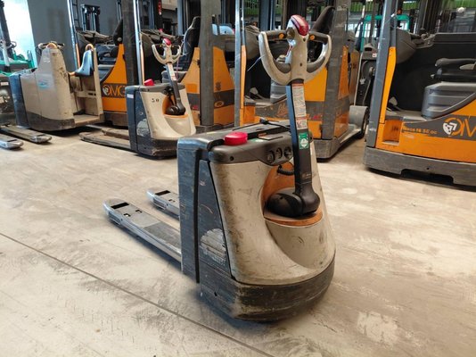 Transpalette accompagnant Crown WP3020-2.0 - 1