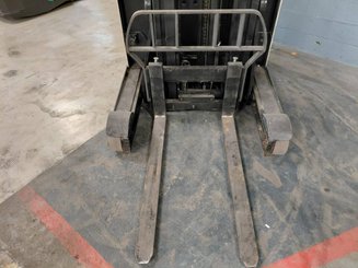 Chariot à mât rétractable Crown ESR4500-1.4