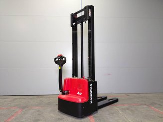 Gerbeur accompagnant Hangcha CDD12-AMC2-L