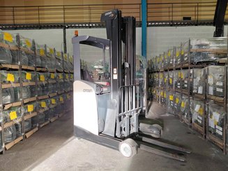 Chariot à mât rétractable Crown ESR5260-1.4