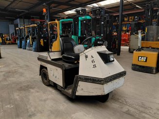 Tracteur de remorquage Spykstaal 306