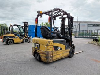 Chariot élévateur frontal 3 roues Caterpillar EP18NT - 15