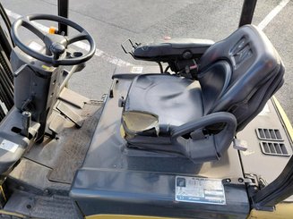 Chariot élévateur frontal 3 roues Caterpillar EP18NT