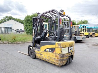 Chariot élévateur frontal 3 roues Caterpillar EP18NT - 16