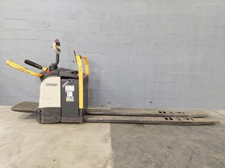 Transpalette porté debout Crown WT3060