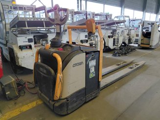 Transpalette porté debout Crown WT3060
