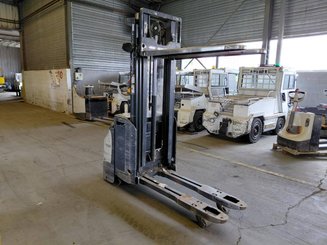 Gerbeur accompagnant Crown ESI4000-12 - 5