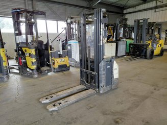 Gerbeur accompagnant Crown ESI4000-12 - 3