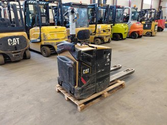 Transpalette porté debout Caterpillar NPV20N2 - 3