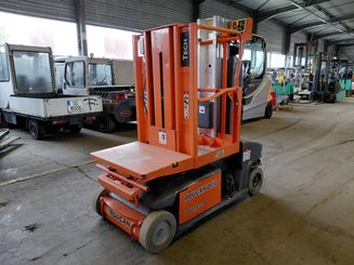 Nacelle à mât vertical JLG TOUCAN DUO