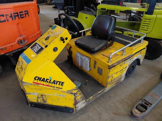 Tracteur de remorquage Charlatte TE206 - 1