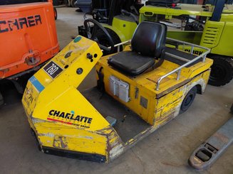 Tracteur de remorquage Charlatte TE206