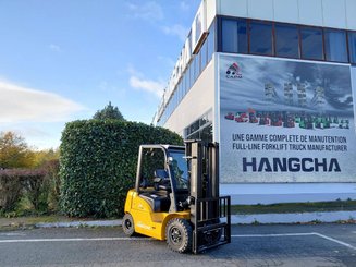 Chariot élévateur frontal 4 roues Hangcha XE25i ( CPD25-XEY2HA-SI )
