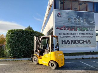 Chariot élévateur frontal 4 roues Hangcha XE25i ( CPD25-XEY2HA-SI )