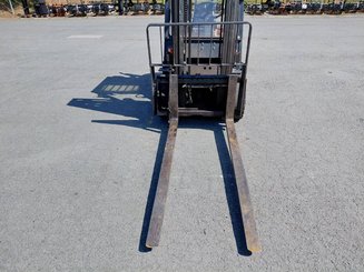 Chariot élévateur frontal 4 roues Doosan D30GP - 4