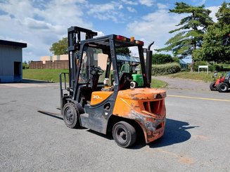 Chariot élévateur frontal 4 roues Doosan D30GP - 3