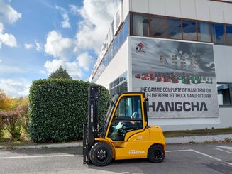 Chariot élévateur frontal 4 roues Hangcha XE30Hi ( CPD30-XEY2H2-SI )