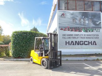 Chariot élévateur frontal 4 roues Hangcha XE35i (CPD35-XEY2HA-SI)
