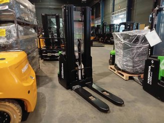 Gerbeur accompagnant Hangcha CDD16-XT1-SI - 2