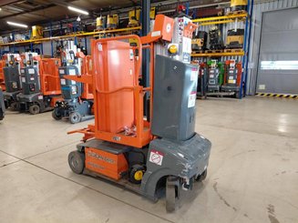 Nacelle à mât vertical JLG TOUCAN DUO