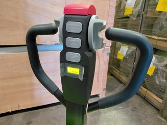 Gerbeur accompagnant Hangcha CDD15-A2MC2-ISZ